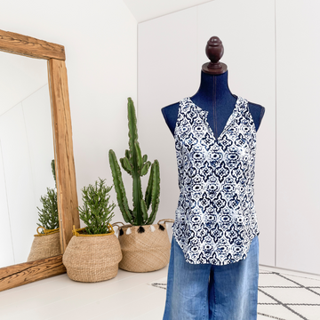 Linen Medallion Top