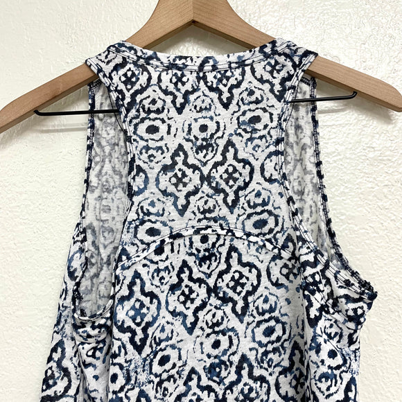 Linen Medallion Top