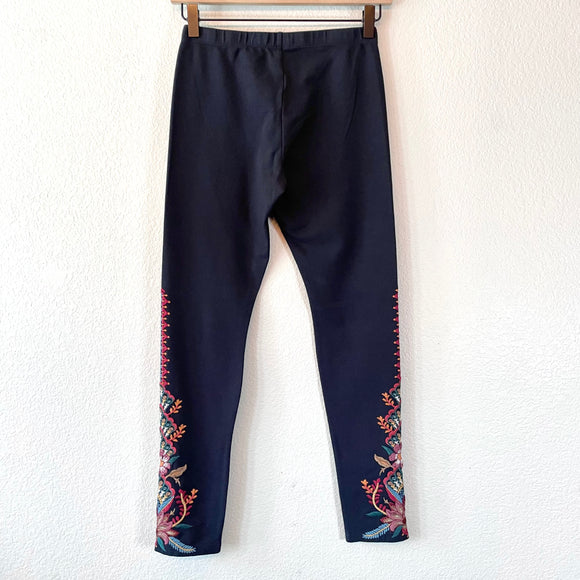 Embroidered Floral Leggings