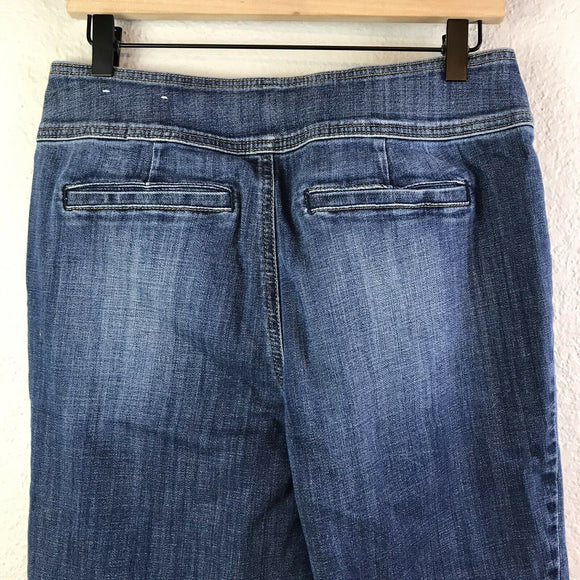 Cropped Blue Jeans